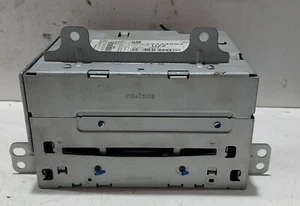 AUTORADIO PER OPEL Astra J 13334053 (09>) - Foto 1 di 3