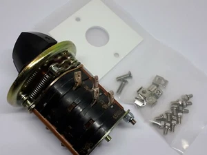 Interruptor giratorio desconectador Austinlite 30A 660VAC parte # A158S montaje en panel - Imagen 1 de 6