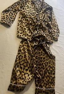 Girls 2 Piece Leopard Print Silky Pajamas - Picture 1 of 9