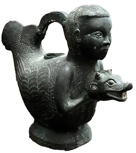 ANTIGUO BRONCE CHINO MITOLÓGICO "ZUN" VINO EWER - Siglo XIX/Principios XX - Imagen 1 de 8