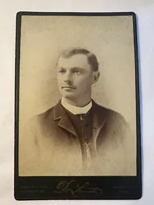 1870 Hartford Connecticut Reverend Antique Photograph Cabinet Card DeLamater - Picture 1 of 6