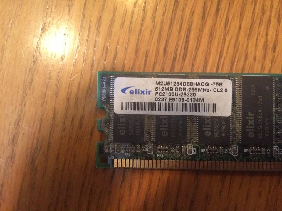 Elixir M2U51264D88HAOG-75B 512 MB DDR-266MHz-CL2.5 RAM Memory (Quantity of 2) - Image 1 of 1