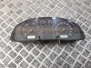 1998 VW PASSAT B5 TACHO KOMBIINSTRUMENT DIESEL LHD 1900TDI 3B0919861JDEFECT - Picture 1 of 7