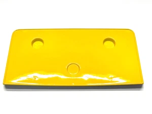 NEW 05-13 C6 Corvette Front Bumper Cover License Plate Bracket 10301858 Yellow - Picture 1 of 3