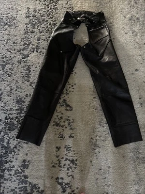 Gorras de motocicleta Harley Davidson vintage para mujer pequeñas negras de cuero genuino EE. UU. Foto 1 de 3