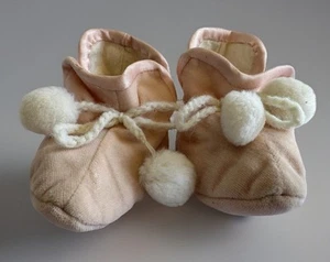 Vintage 1950s Pink Baby Booties by Glo Knyt Creations Soft Cotton Shoes - Picture 1 of 8