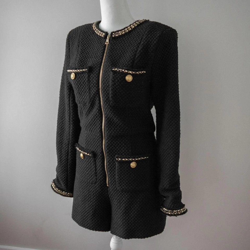 Mono de tweed negro clásico de lujo preppy "Shiloh" tweed con detalles dorados Foto 1 de 4