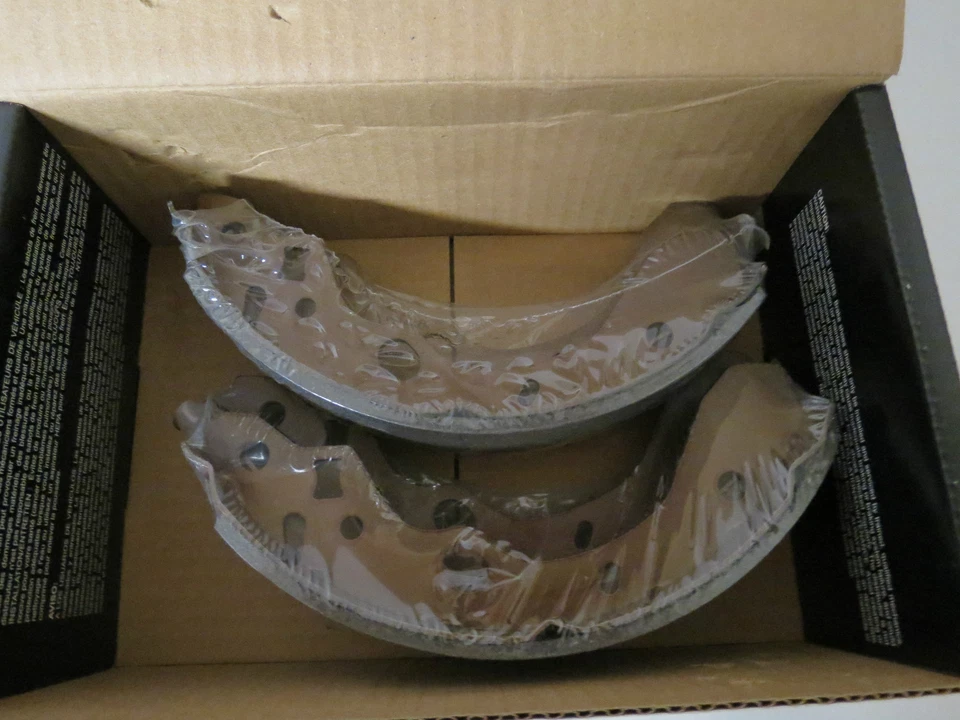 КОМПЛЕКТ ПРЕЦИЗИОННЫХ ТОРМОЗНЫХ КОЛОДОК SILENCER FRICTION B739  - Изображение 1 из 2