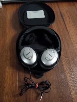 BOSE Quiet Comfort 15 QC15 Noise Cancelling Headphones Over The Ear Wired, Case - Image 1 of 4