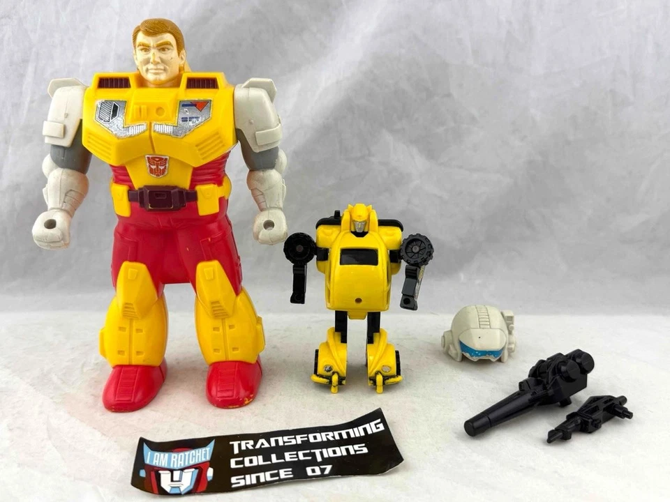 Transformers Original G1 1989 Pretender Bumblebee Complete - Image 1 of 1
