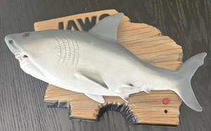 JAWS Thema singender animierter weißer Hai Gemmy Vintage 2000 Bewegung aktiviert - Bild 1 von 3
