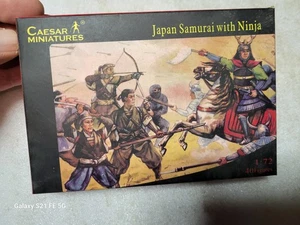 Caesar Miniatures History Japan Samurai with Ninja Figures 1/72 #003 - Picture 1 of 2