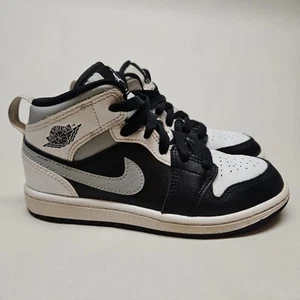Nike Air Jordan Niños Tenis 13C Negro Blanco Gris Con Cordones Logo - Imagen 1 de 12