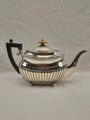 Tetera de plata esterlina Regency London 1811 de William Eaton Foto 1 de 4