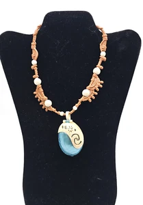 Collar Disney Moana Iluminar Concha Mágica Corazón de Te Fiti NECESITA BATERÍA - Imagen 1 de 6