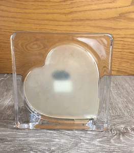 4"x6" Glas Fotorahmen von Crystal Clear Studios mattiertes Herz Hochzeit Liebe Haustiere - Bild 1 von 9