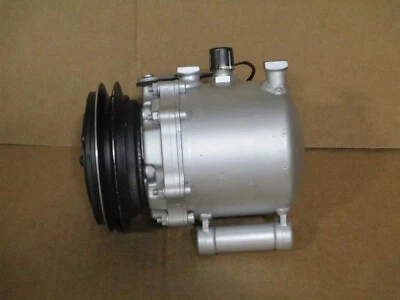 COMPRESOR DE AIRE ACONDICIONADO COMPATIBLE CON 91-93 BMW M5, 82-84 528E, 633CSI, 733I- OEM # 64521377940 Foto 1 de 4