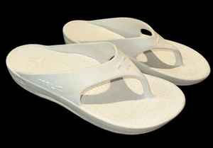 Telic Recovery Comfort Flip Flop Slip On Sandals Thongs White Size M W9/M8 - Picture 1 of 12