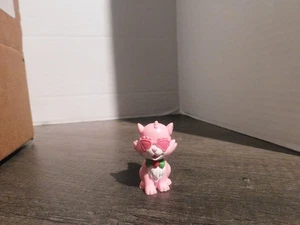 Strawberry Shortcake Cat Custard w/ Glasses 1.75" Figure 2006 TCFC Playmates Pet - Picture 1 of 3