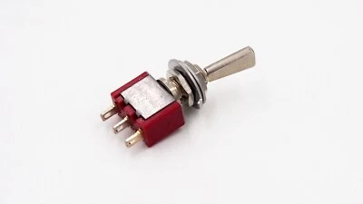 SDPT On-On(Off) 3 pin Mini Toggle Switch 250V 3A,125V 5A flat paddle Guitar DIY - Image 1 of 4