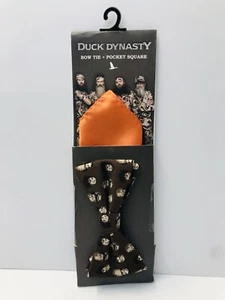 Duck Dynasty Bow Tie with Heads and Pocket Square Combo - Picture 1 of 8