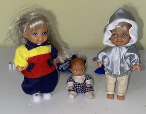 Steffi Love Doll Babies x 2 and vintage Baby Doll plus Accessories - Picture 1 of 20