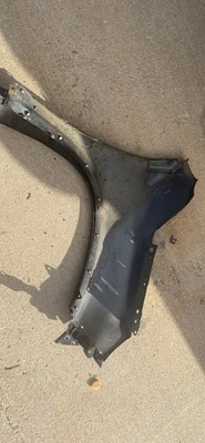 2012-2017 Kia Sorento Driver Side, (Para-lama dianteiro esquerdo) em forma de grade - Imagem 1 de 2