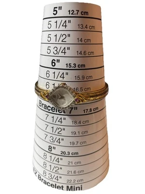 Винтажные женские часы Pulsar 16 мм золотистый бриллиант и рубиновый ободок белый циферблат - ХОДЯТ - Изображение 1 из 4