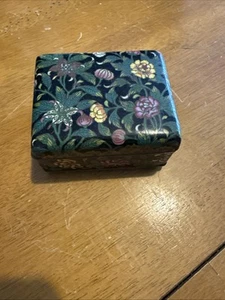 Vintage Japanese Cloisonne Cigarette Box - Picture 1 of 2