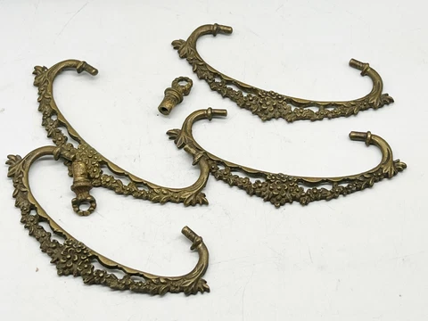 ANTIQUE BRASS VICTORIAN SET OF 4 RECLAIMED HANDLES DRAW DOOR  - NO MOUNTING EYES Cover