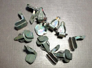 12pcs NORS 1964-1972 GTO Skylark GS 442 sail door panel clips green dichromate - Picture 1 of 11