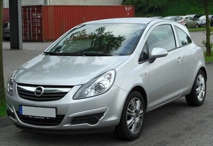 Vauxhall Corsa D 2006-2014 Lucido NERO Striscia Soletta Pretagliata *SENZA TAGLIO RICHIESTO* - Foto 1 di 2