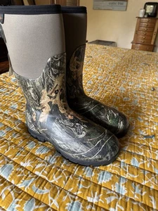 New Mossy Oak® Country DNA™ 800G Insulated Ultra Pull-On Boots Duck Hunting 12 - Picture 1 of 6