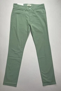 Tasc Mens Motion Pants Tailored Lightweight Water Resistant Sz 30 x 32 - $118 - Picture 1 of 5