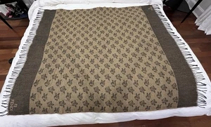 Vintage Fendi Blanket Throw 100% Wool Black & Camel Color Roses 64” x 54” - Picture 1 of 11