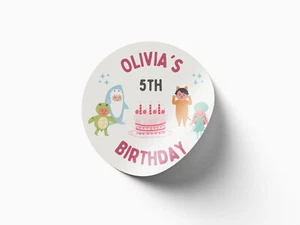 35 x Personalised Name Pink Decorative Costume Birthday Party Circle Stickers - Picture 1 of 4