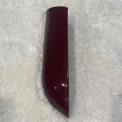 02-2006 Cadillac Escalade ESV cubierta de riel de techo trasero derecho/izquierdo rojo Foto 1 de 4