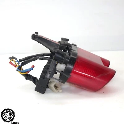 2001 - 2005 年雅马哈 FZ1 后尾制动灯支架 — 第 1/4 张图片