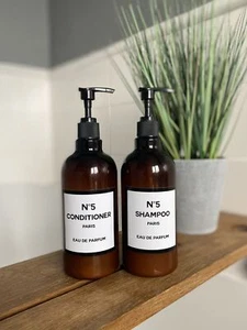 CALCOMANÍAS PARA BOTELLAS DE BAÑO DE DISEÑO DE ALTA COSTURA - Vinilo Blanco Calcomanía Pegatinas Etiquetas - Imagen 1 de 4