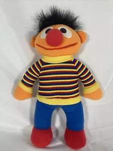 Muñeco de peluche suave Hasbro 1992 10" Ernie Sesame Street - Imagen 1 de 6