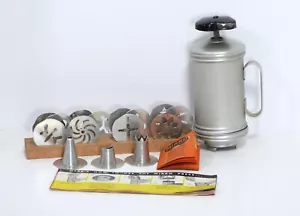 Vintage Mirro Aluminium 16 Stück Keks Gebäck Presse 12 Scheiben & 3 Gebäckspitzen - Bild 1 von 7