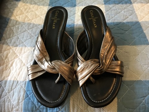 Sandali donna Cole Haan Thong taglia 8 B nero e oro NikeAir zeppa
