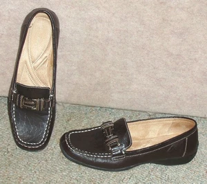Schwarze NATURALIZER Crater Damen-Slipper/Flats/Halbschuhe, Größe 7,5 M - Bild 1 von 4