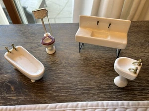 Vintage 70er 80er Jahre A Price Products Keramik Puppenhaus Badezimmer Set, 4-teilig - Bild 1 von 5