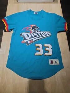 Camiseta Mitchell & Ness Detroit Pistons Grant Hill Manga Corta Malla HWS Talla S - Imagen 1 de 14