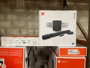 JBL BAR 700 SOUNDBAR 5.1 - Picture 1 of 3