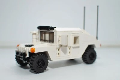 Camión HMMWV Ejército Personalizado Ejército H1 Modelo Blanco Compatible Construido con Ladrillos LEGO® Foto 1 de 4