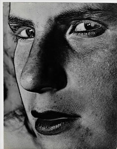 Robert M. Schiller Jr. Large Silver Photograph Collected by MOMA, Art Institute - Picture 1 of 2