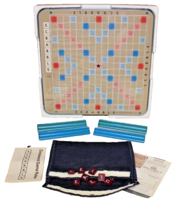 VTG Scrabble Deluxe Edition S&R Selchow Righter Turntable 1976 Red Tiles - Image 1 of 4