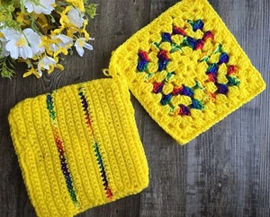 Set 2 Vintage Handmade Crochet Granny Square Potholders Hanging Yellow Retro - Picture 1 of 9